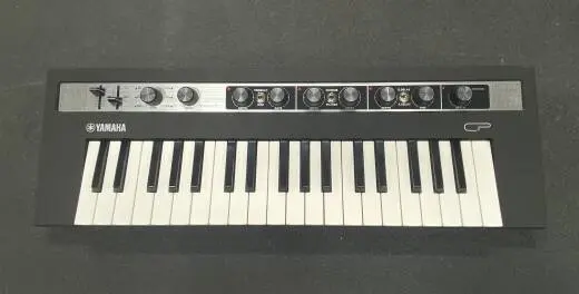 Yamaha - 37 Mini Key Retro Pianos